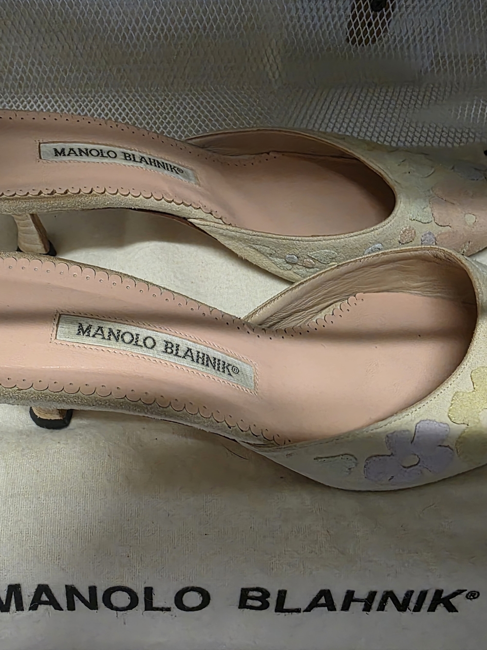 Manolo Blahnik Pastel Floral Slingback Heels - Pink/Multicolor